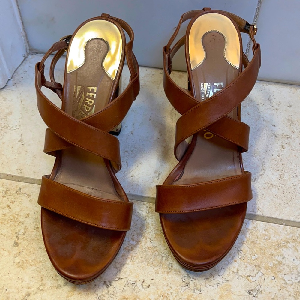 Salvator Ferragamo tan heels size 8